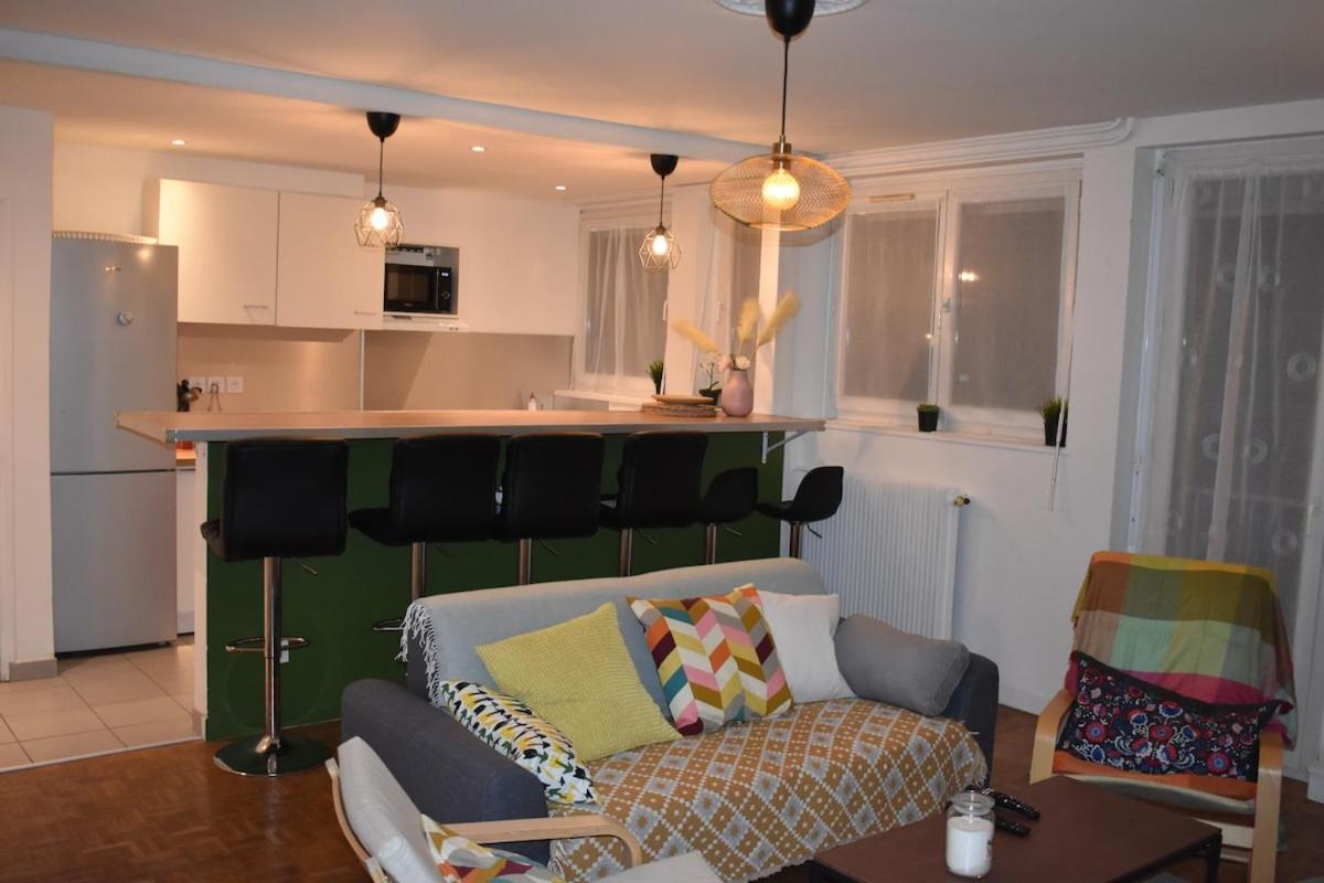 Appartement Lumineux 3 Chambres - Villeurbanne Gratte Ciel Exteriör bild