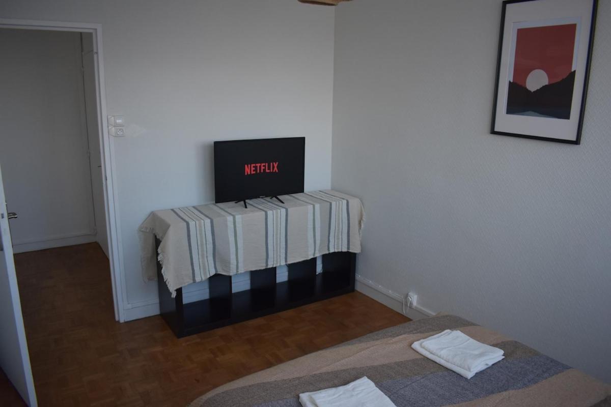 Appartement Lumineux 3 Chambres - Villeurbanne Gratte Ciel Exteriör bild