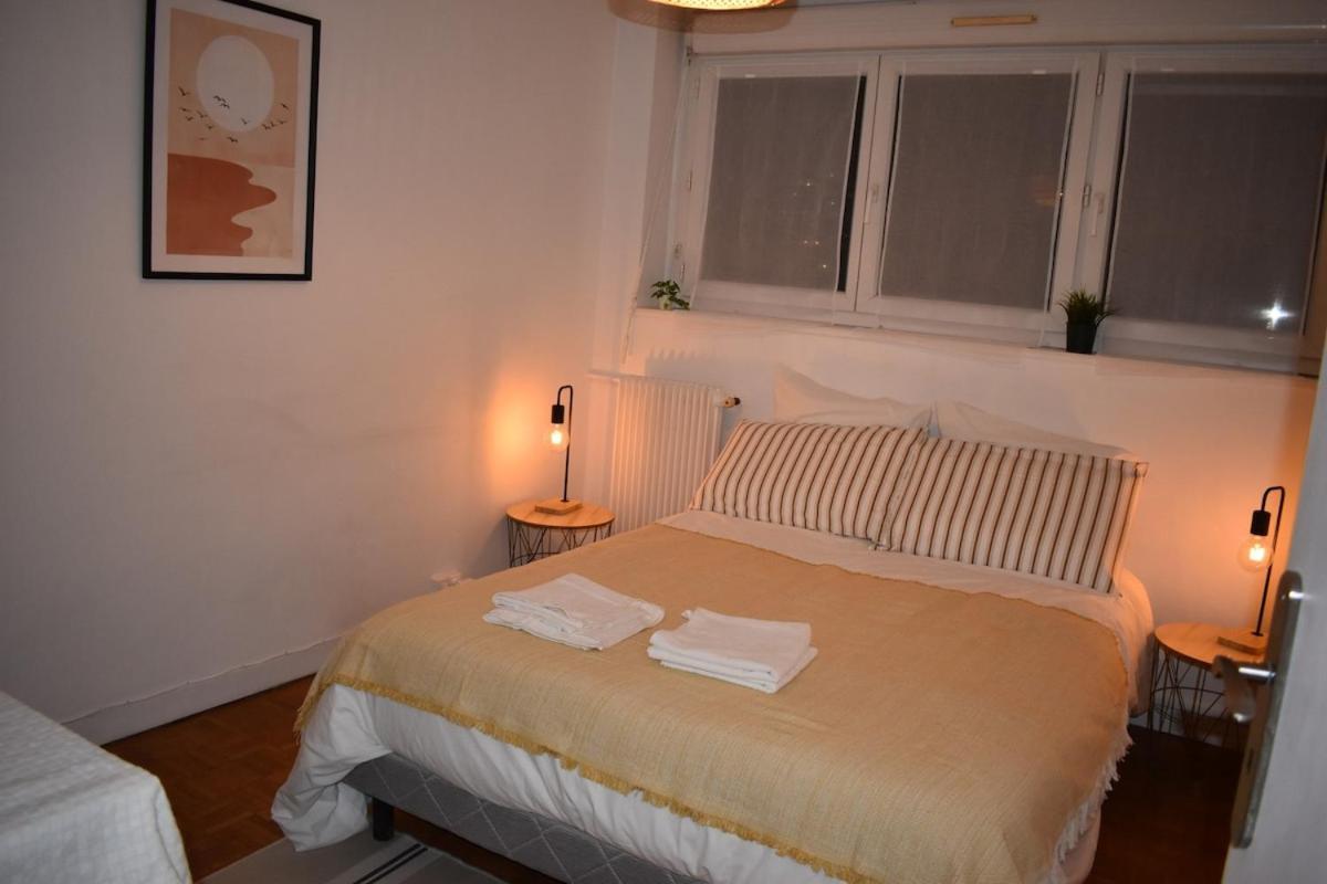 Appartement Lumineux 3 Chambres - Villeurbanne Gratte Ciel Exteriör bild