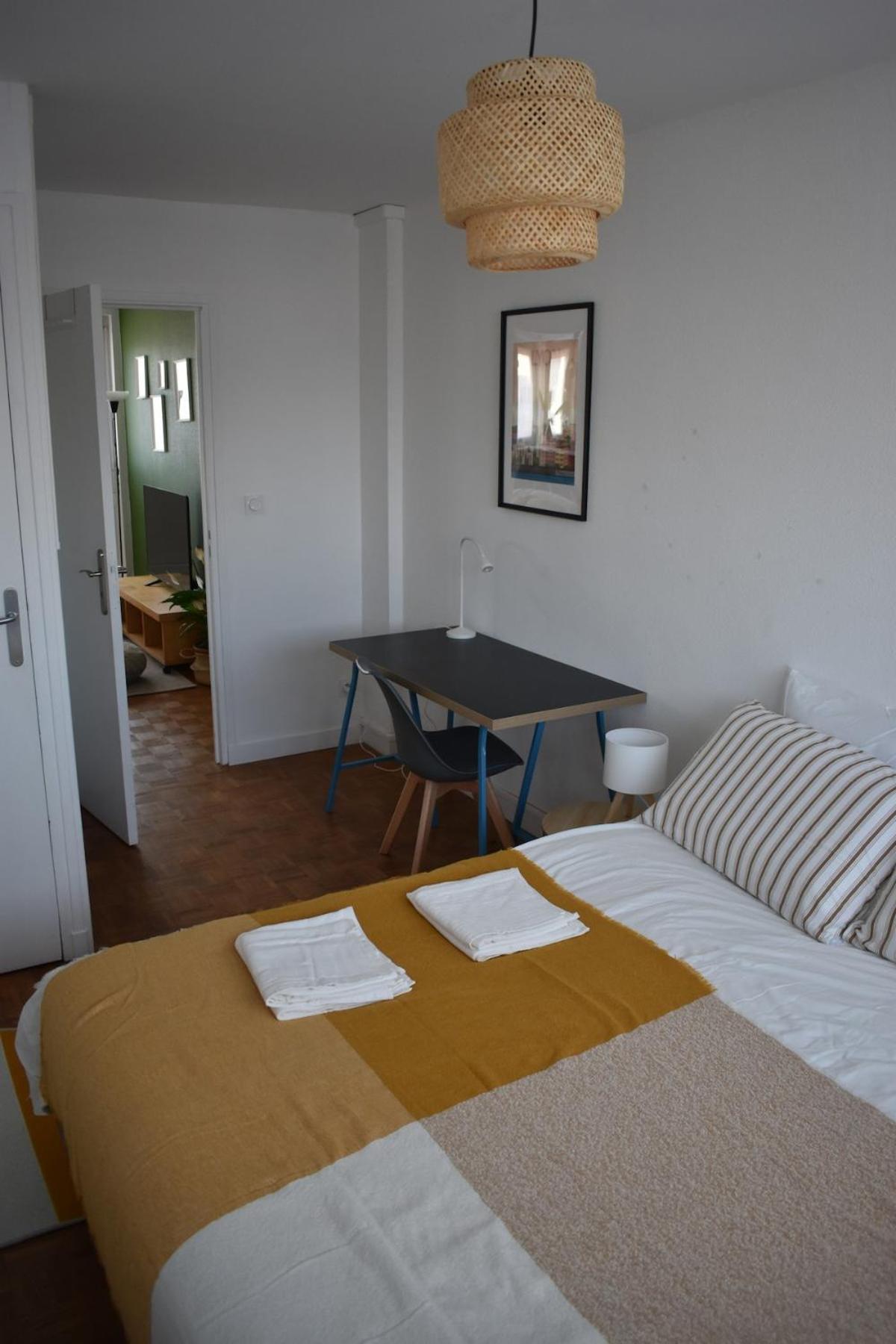 Appartement Lumineux 3 Chambres - Villeurbanne Gratte Ciel Exteriör bild
